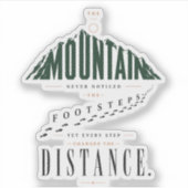 Mountain Footsteps Afstand Quote Vinyl Sticker (Voorkant)