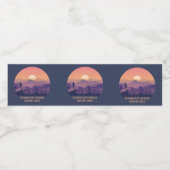 Mountain Forest Hiker's Sunset Waterfles Etiket (Enkel label)