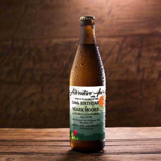 Mountain & Forest Sunset Uitnodiging voor verjaard Wijn Etiket