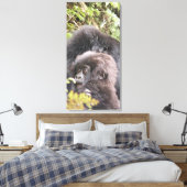 Mountain Gorilla Baby 20 x 40 in. Canvas Afdruk (Insitu (Slaapkamer))
