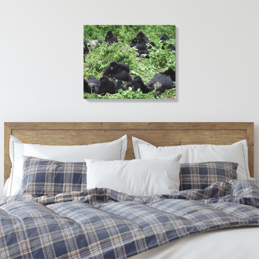 Mountain gorilla groep canvas print (Insitu (Slaapkamer))