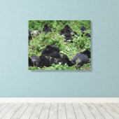 Mountain gorilla groep canvas print (Insitu (Houten vloer))