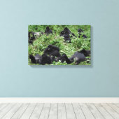 Mountain gorilla groep canvas print (Insitu (Houten vloer))
