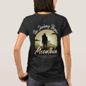 Mountain Journey T-Shirt – Adventure Begins Hiking (Achterkant)