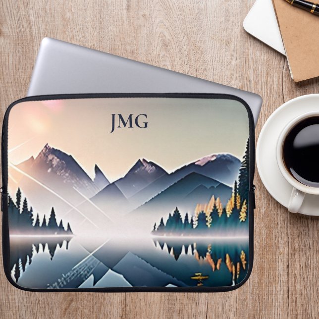 Mountain Lake bij Sunrise Signature Laptop Sleeve (Creator heeft geüpload)