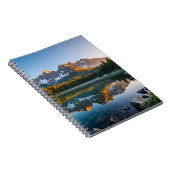 Mountain Lake Reflection Spiraalschrift Notitieboek (Rechterzijde)