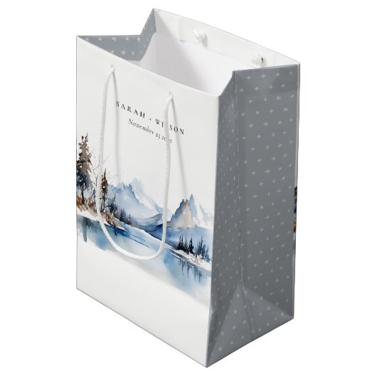 Mountain Lake Winter Sneeuw Landschap Wedding Medium Cadeauzakje (Voorkant Gekanteld)