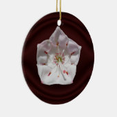 Mountain Laurel flower ~ sierent Keramisch Ornament (Rechts)