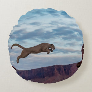 Mountain Lion Jumping Morning Skyspring,lion,anima Rond Kussen