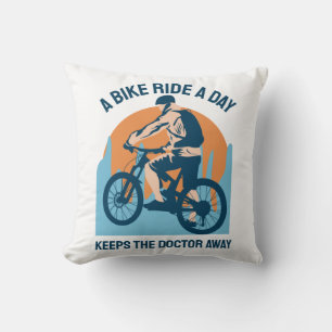 Mountain Rider Cool Ontwerp - Een fietstocht per d Kussen