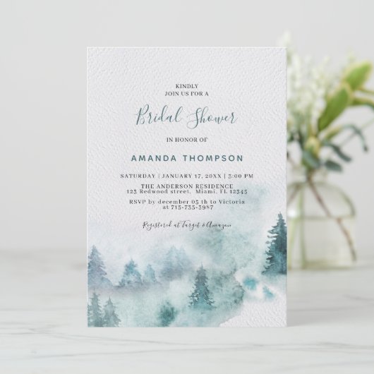 Mountain Smoky Greenery Bridal Shower Invitation Kaart (Staand voorkant)