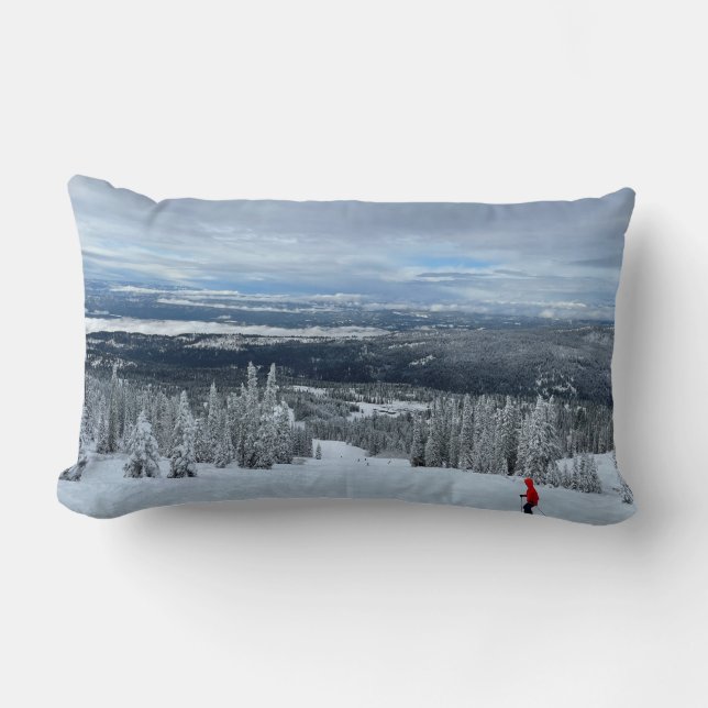 Mountain Throw Pillow  Kussen (Voorkant)