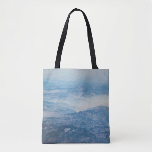MOUNTAIN UNDER BLUE SKY AT DAYTIME TOTE BAG (Voorkant)