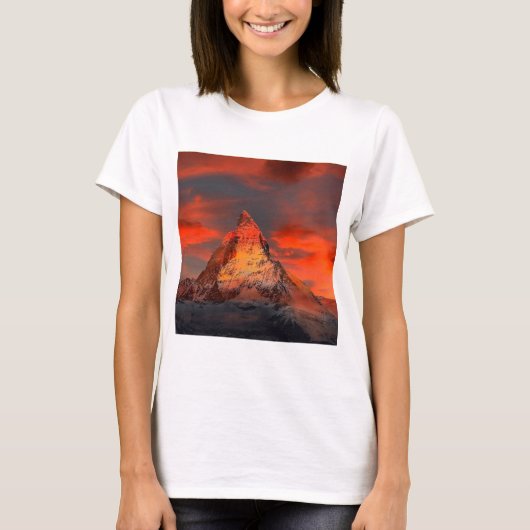 Mountain Zwitserland Matterhorn Zermatt Red Sky T-shirt (Voorkant)