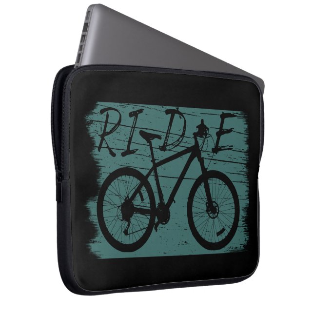 Mountainbiken  laptop sleeve (Voorkant Rechts)