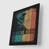 Mountainbiken  vierkante klok (Hoek)