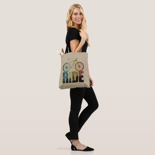 Mountainbikerider Tote Bag (Op model)