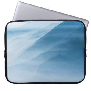 MOUNTAINEN LAPTOP SLEEVE