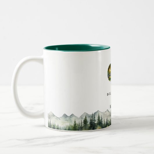 Mountains and Trees Celebration Of Life Keepsake Tweekleurige Koffiemok (Links)