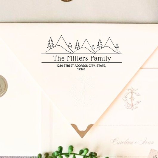 Mountains en Trees Familienaam Return Address Rubberstempel