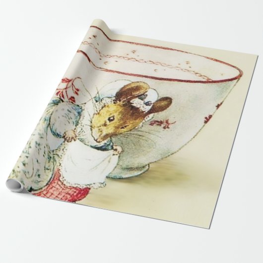 "Mouse Seamstress and Teacup" by Beatrix Potter Cadeaupapier (Uitgerold)