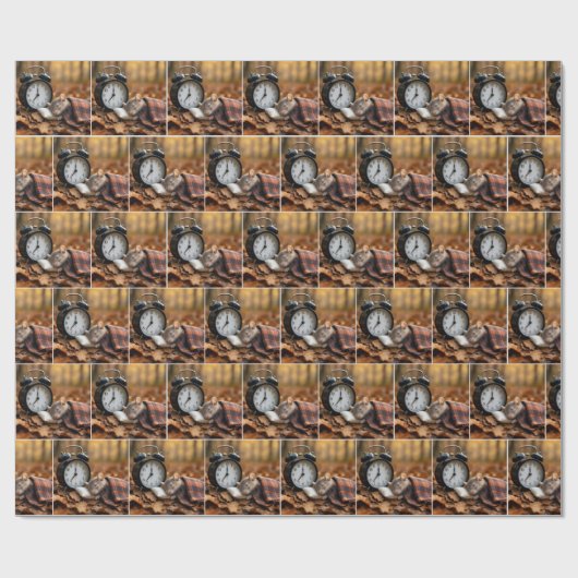 Mouse Sleeping By an Alarm Clock Cadeaupapier (Vlak)