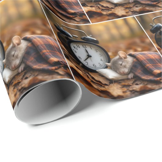 Mouse Sleeping By an Alarm Clock Cadeaupapier (Rol Hoek)