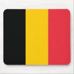 Mousepad met vlag van België Muismat<br><div class="desc">Voeg een vleugje Belgische trots toe aan uw werkruimte met onze exclusieve mousepad met de vlag van België! Deze mousepad is gemaakt met nauwgezette aandacht voor detail en is meer dan alleen een functioneel item; het is een viering van het levendige erfgoed en de culturele trots van België. Het kleurrijke...</div>