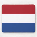 Mousepad met vlag van Nederland Muismat<br><div class="desc">Voeg een vleugje Nederlandse trots toe aan uw werkruimte met onze exclusieve mousepad met de vlag van Nederland! Deze mousepad is gemaakt met nauwgezette aandacht voor detail en is niet alleen een functioneel accessoire; het is een viering van het Nederlandse erfgoed en culturele trots. Het levendige ontwerp toont prominent de...</div>