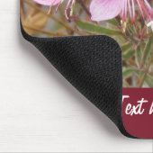 Mousepad - Roze bloemen met tekst Muismat (Hoek)