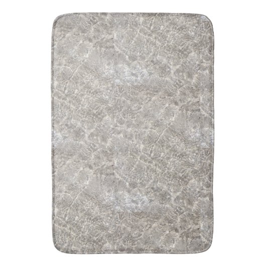 Mousserend water op de zandzomer op het strand badmat (Voorkant Verticaal)