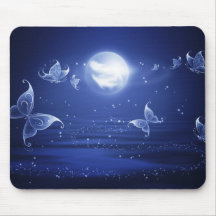 Mousserende Butterflies Luna moths vliegen naar he