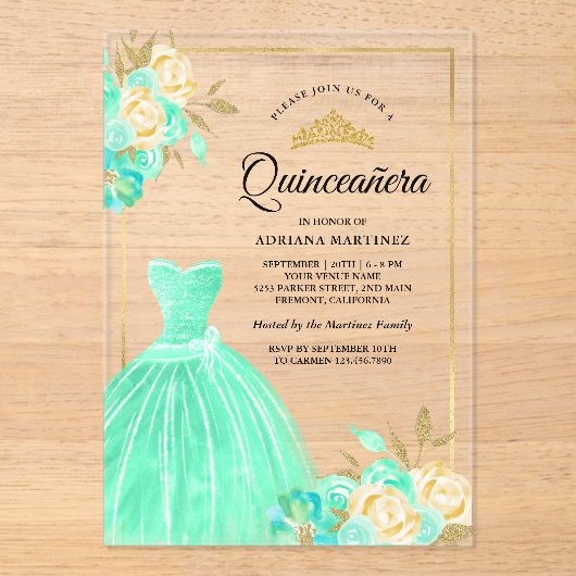 Mousserende jurk Mint Green Floral Gold Quinceaner Acryl Uitnodigingen (Voorkant)