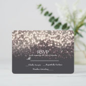 Mousserende lichten Romantic Gray Modern Weddensch RSVP Kaartje (Staand voorkant)
