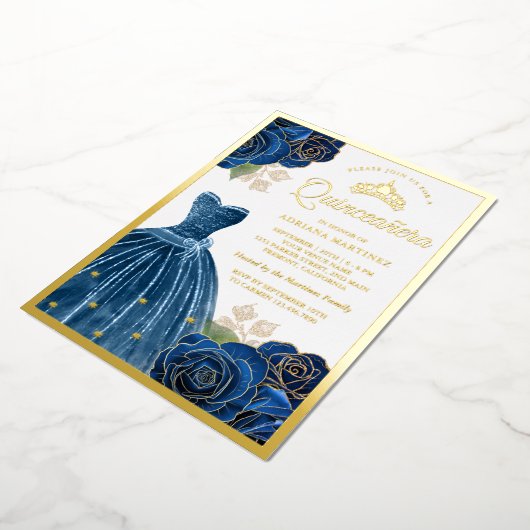 Mousserende marineblauw Roos Quinceanera Gold Folie Uitnodiging (Gedraaid)