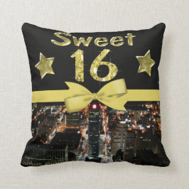 Mousserende sterren Sweet 16 in stadslichten Kussen