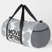 "Move Often Camo Duffel" Plunjezak (Rechterhoek)