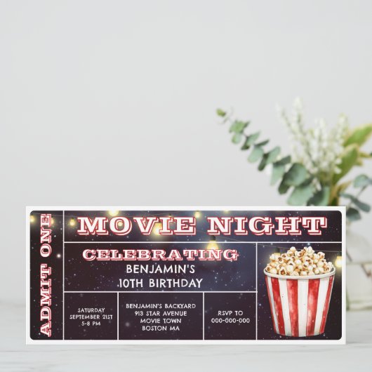 Movie Night Ticket Verjaardag Uitnodiging (Staand voorkant)