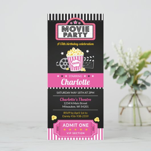 Movie Ticket uitnodigen, Movie Night uitnodiging R (Staand voorkant)