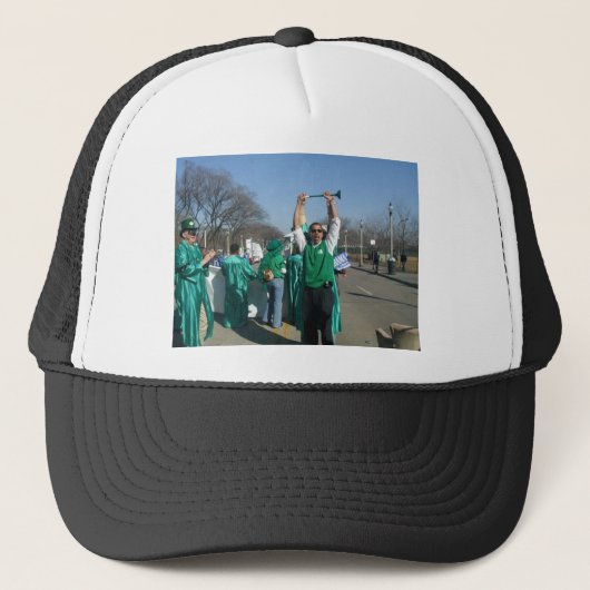 Mow-Bama (Obama) marcheert met de Lawn Rangers Trucker Pet (Voorkant)