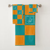 Mozaïek doodle bloemenvierkanten bad handdoek (Insitu)