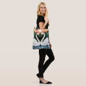 Mozaïek Zwanenpaar dat Hartvorm Vormt Tote Bag (Op model)