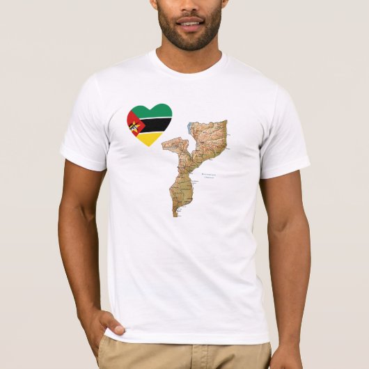 Mozambique Vlag Hart en Kaart T-Shirt (Voorkant)
