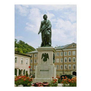 Mozart-monument in Salzburg, Oostenrijk Perfect Poster