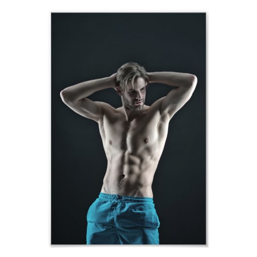 Mr Blue Shorts Hot Guy Poster (Voorkant)