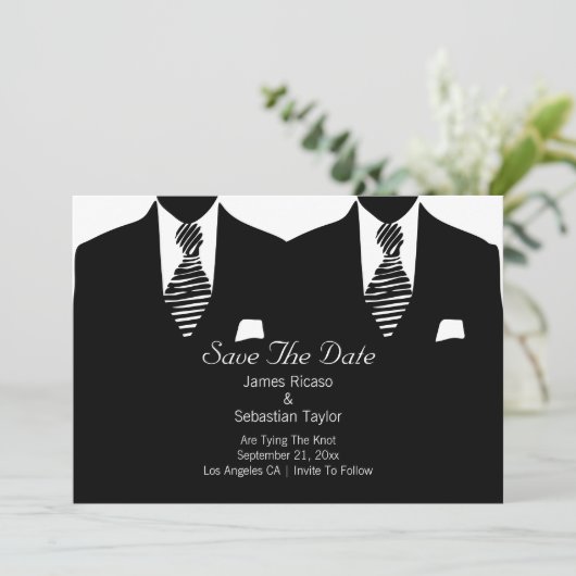 Mr. en Mr. Suit en Stropdas Gay Save the Date Wedd (Staand voorkant)
