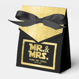 Mr en Mrs Black Gold Sci Fi Theme Wedding Bedankdoosjes