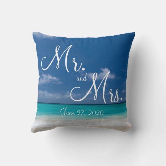 Mr en Mrs Blue Beach Wedding Kussens (Achterkant)