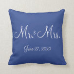 Mr en Mrs Blue Nautical Wedding Kussens<br><div class="desc">De heer en mevrouw blue nautical bruiloft kussens met aanpasbare tekst</div>