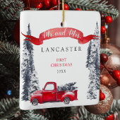 Mr en Mrs First Christmas Holiday Red Truck Keramisch Ornament